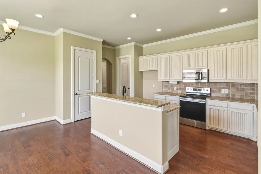 340 Sun Ray Horseshoe Bay TX 78657