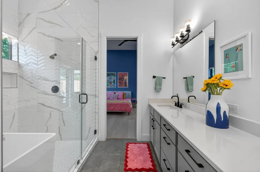 4804 Gladeview Austin TX 78745