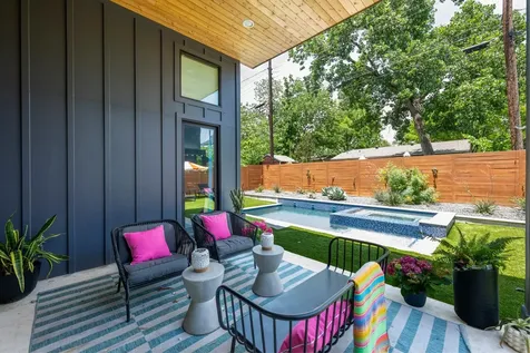 4804 Gladeview Austin TX 78745