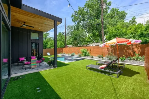 4804 Gladeview Austin TX 78745