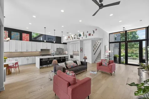 4804 Gladeview Austin TX 78745