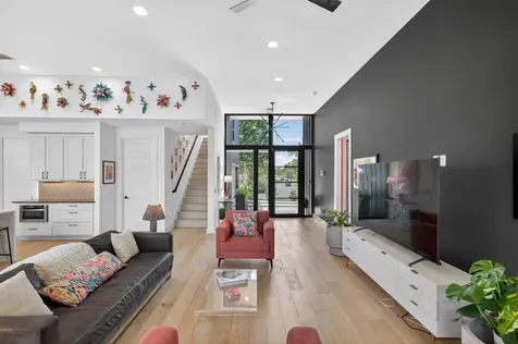 4804 Gladeview Austin TX 78745