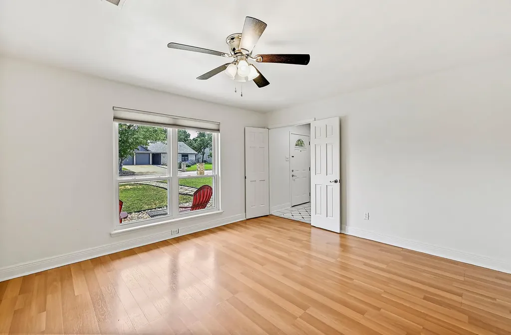1804 Oakridge Drive Round Rock TX 78681
