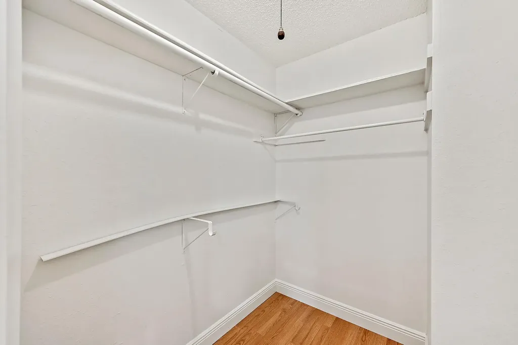 1804 Oakridge Drive Round Rock TX 78681