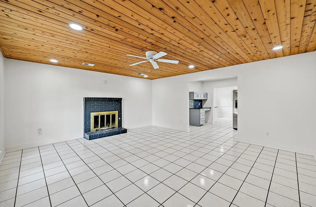 1804 Oakridge Drive Round Rock TX 78681