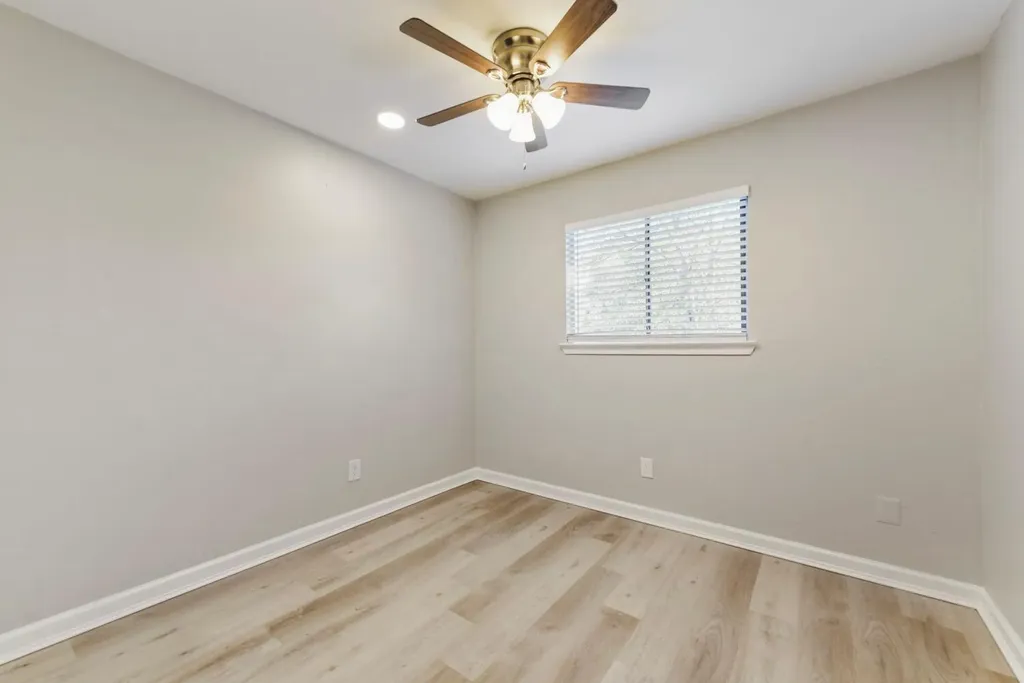 819 Sahara Avenue Austin TX 78745