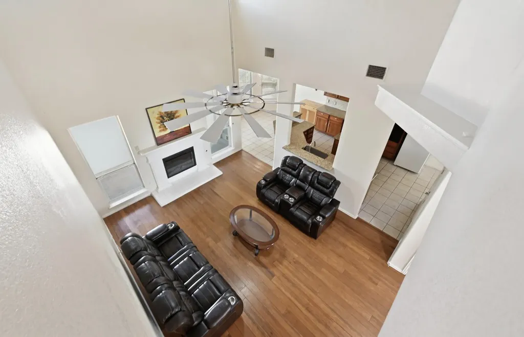 1689 Amberwood Loop Kyle TX 78640