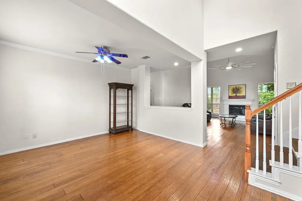 1689 Amberwood Loop Kyle TX 78640