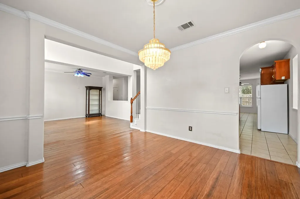 1689 Amberwood Loop Kyle TX 78640