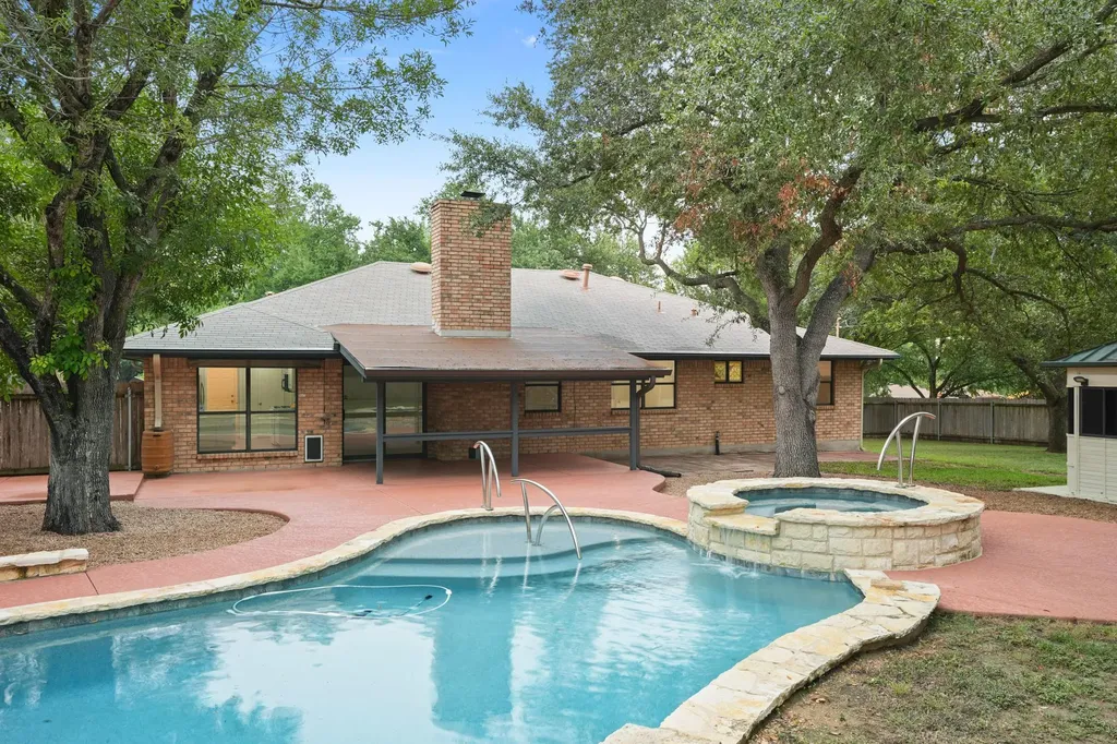 1701 Samoa Court Pflugerville TX 78660