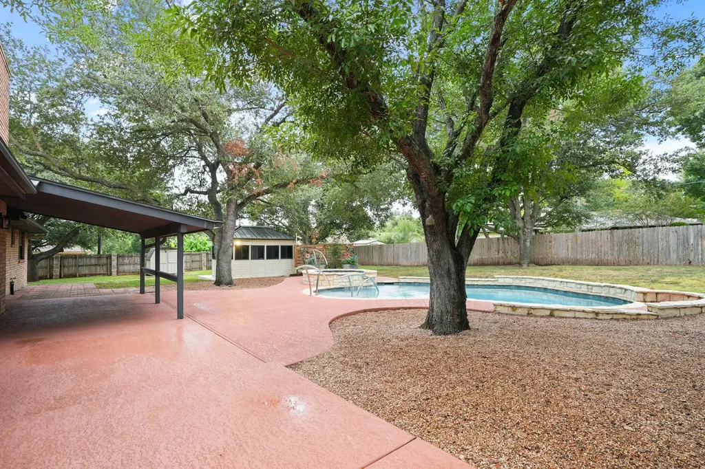1701 Samoa Court Pflugerville TX 78660