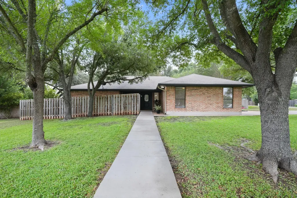 1701 Samoa Court Pflugerville TX 78660