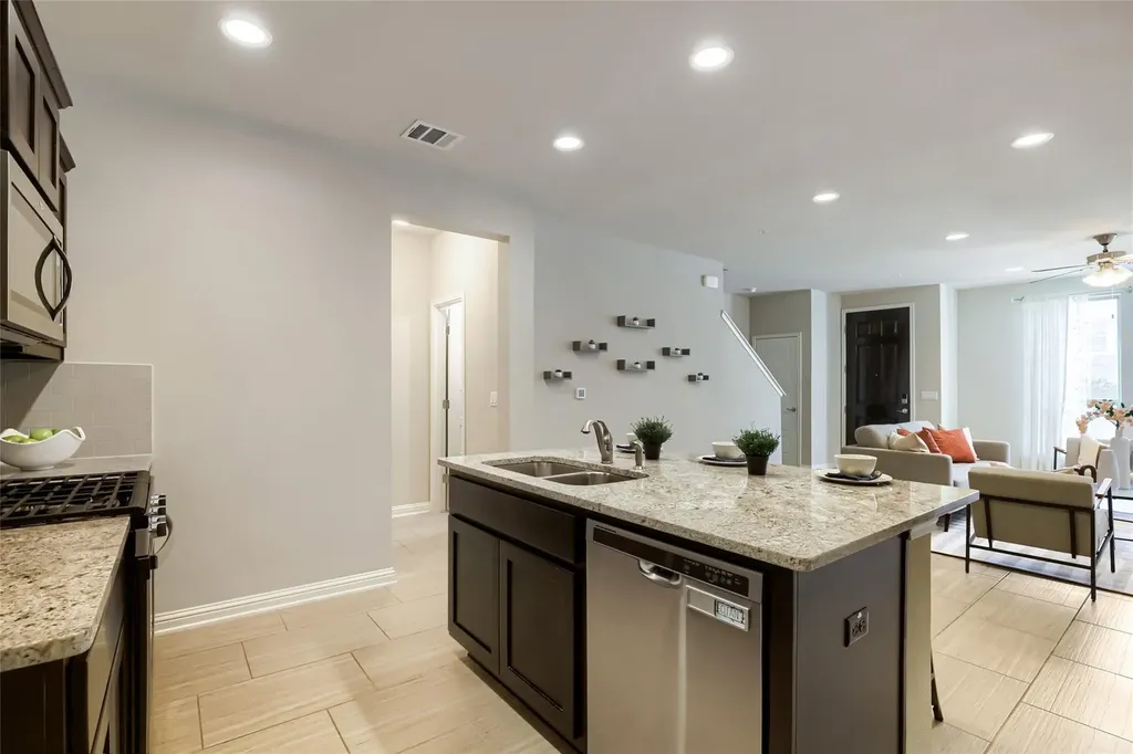 13800 Lyndhurst Street Austin TX 78717