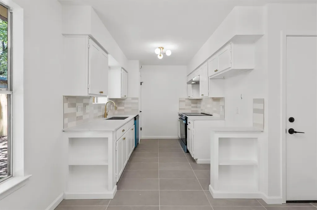 6602 Boleynwood Drive Austin TX 78745