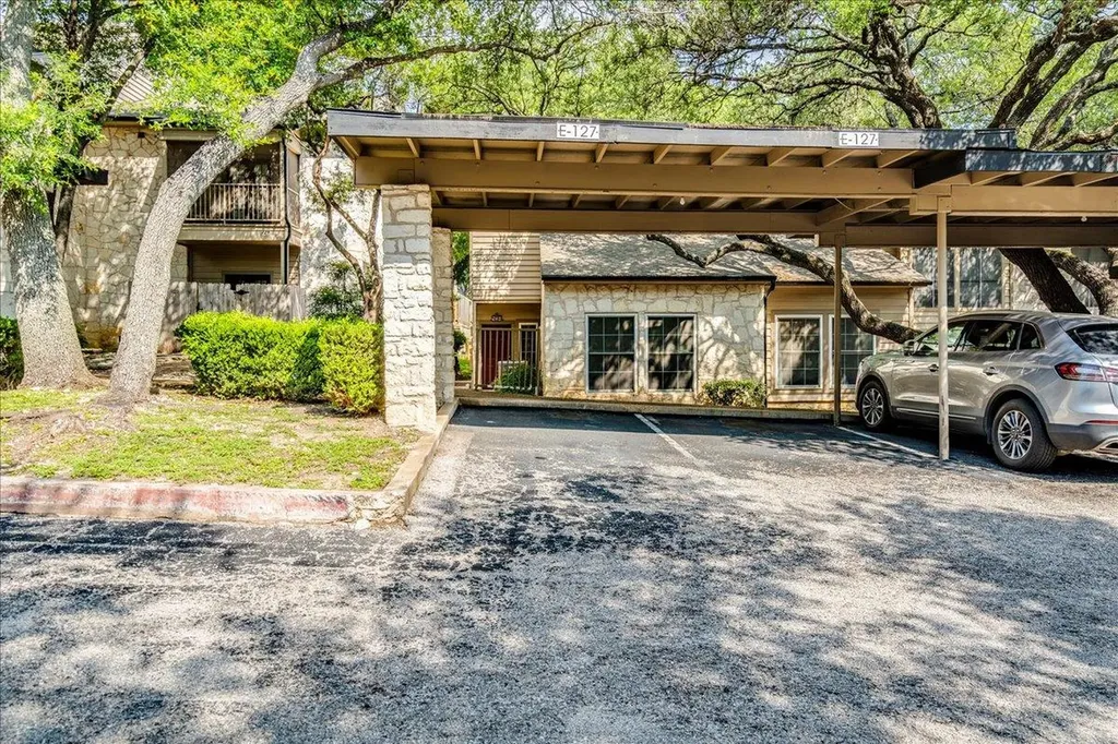 3809 Spicewood Springs Road Austin TX 78759