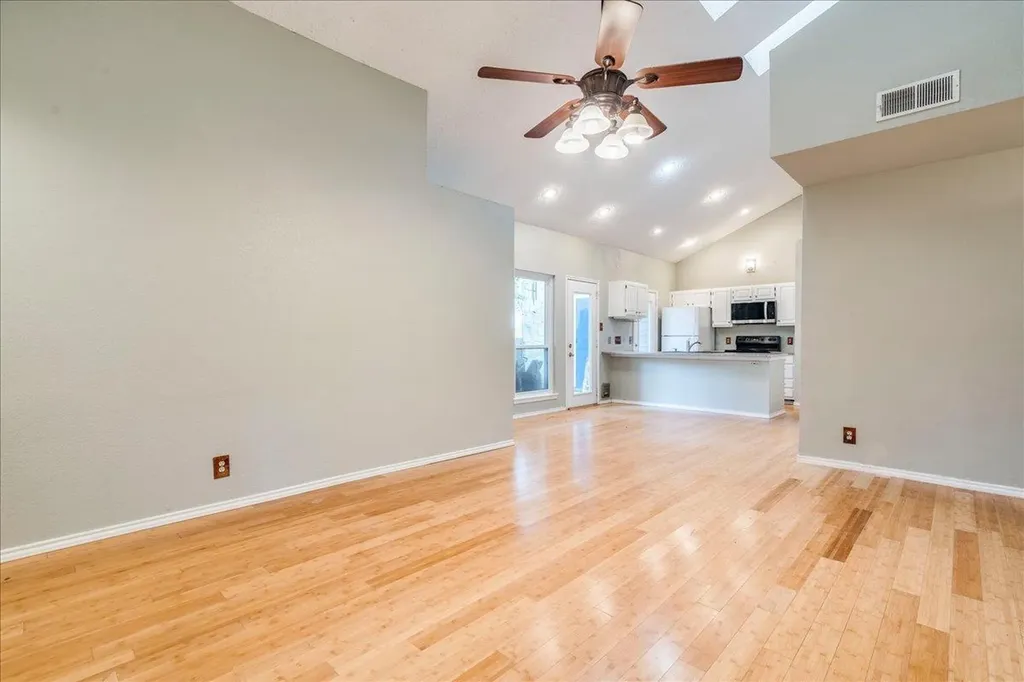 3809 Spicewood Springs Road Austin TX 78759