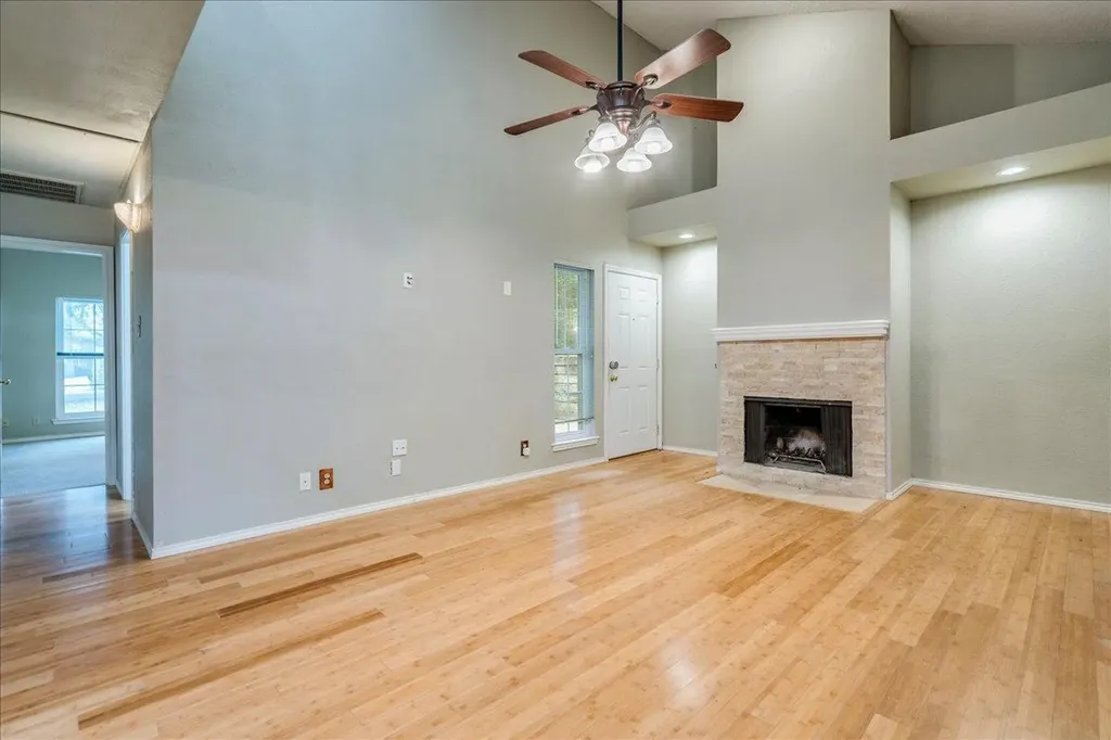 3809 Spicewood Springs Road Austin TX 78759