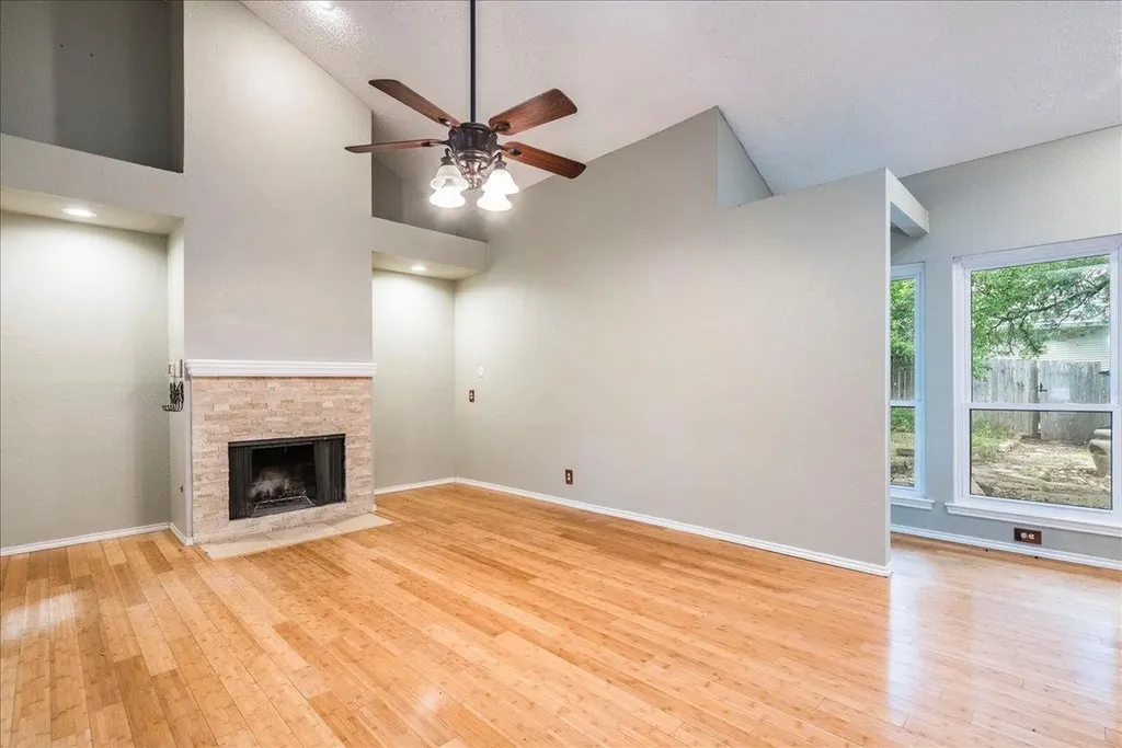 3809 Spicewood Springs Road Austin TX 78759