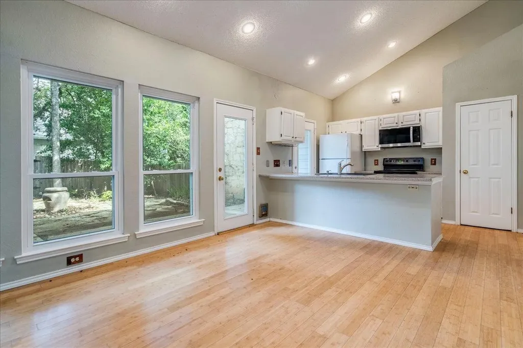 3809 Spicewood Springs Road Austin TX 78759