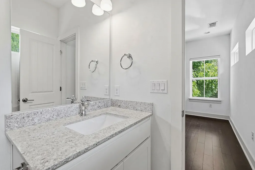 2000 E 18th Street Austin TX 78702