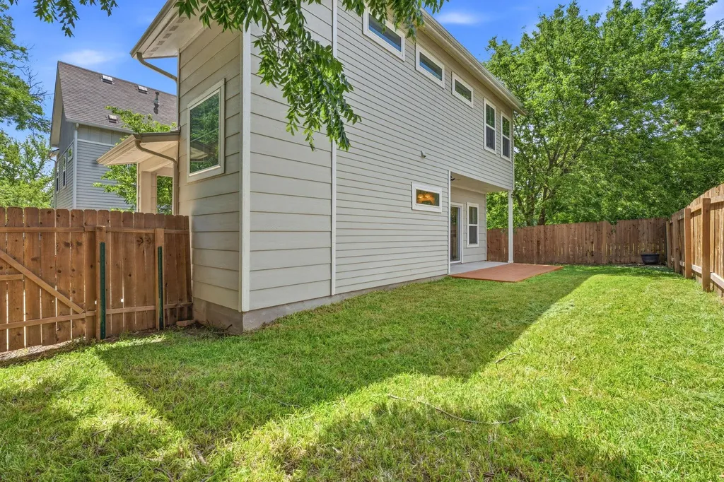 2000 E 18th Street Austin TX 78702