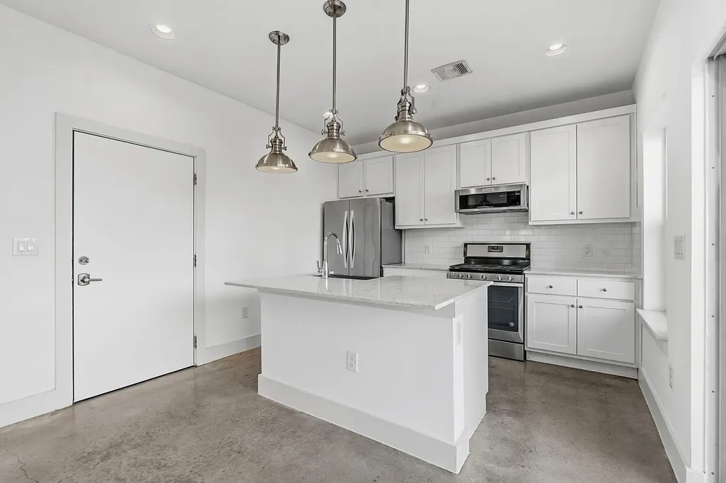 2000 E 18th Street Austin TX 78702