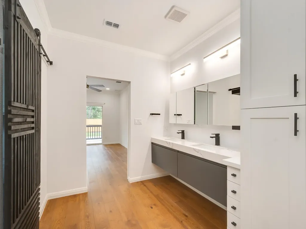 4601 Eilers Avenue Austin TX 78751