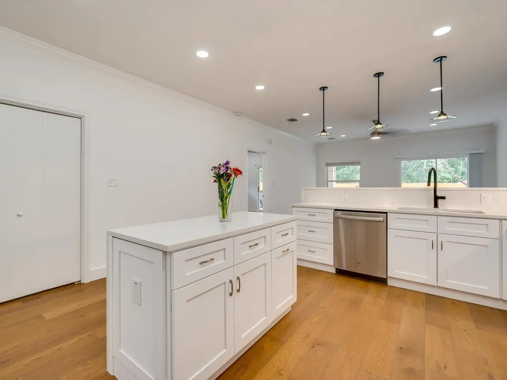 4601 Eilers Avenue Austin TX 78751