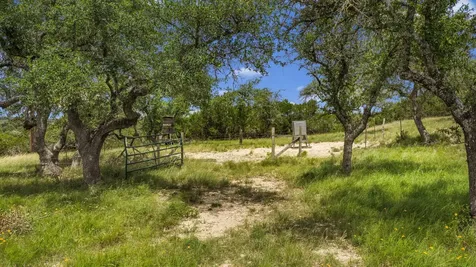 1222 Wegener Trail Fischer TX 78623