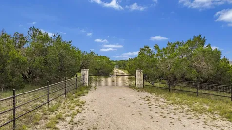 1222 Wegener Trail Fischer TX 78623