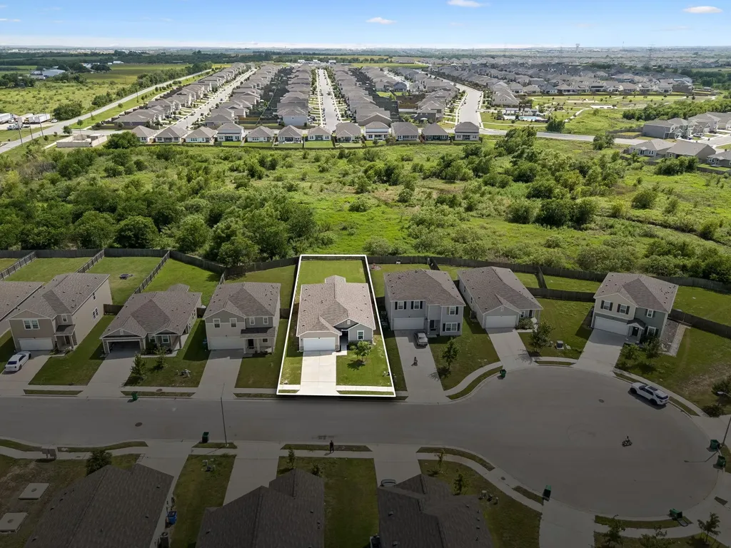 17817 Altesino Cove Pflugerville TX 78660