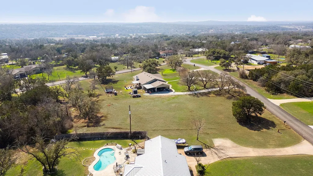 201 Retha Drive Dripping Springs TX 78620