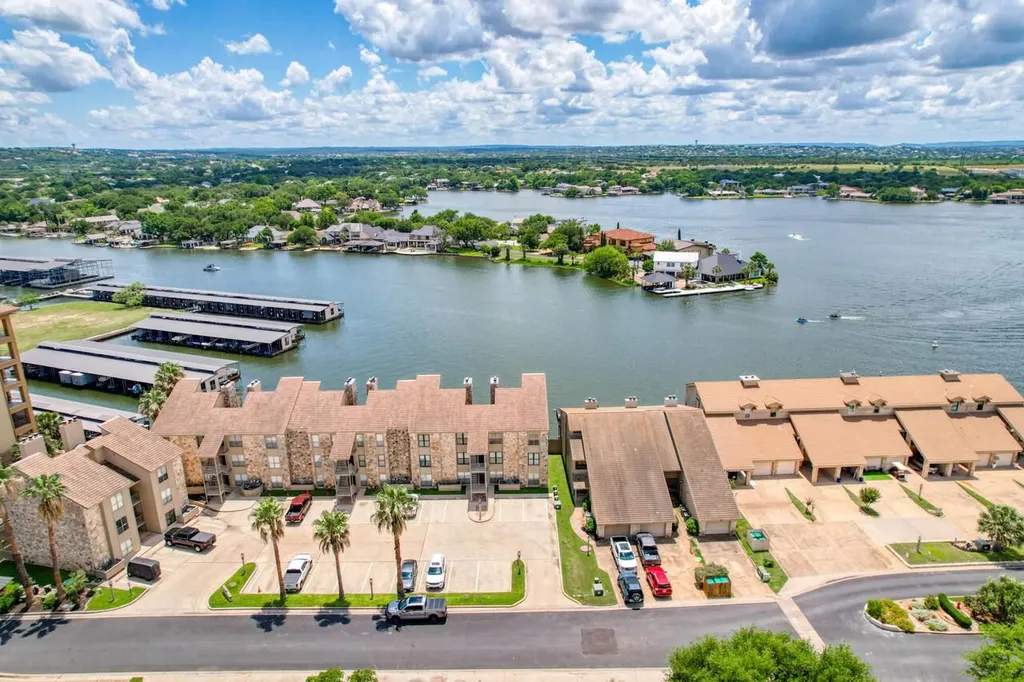 1100 The Cape Road Horseshoe Bay TX 78657