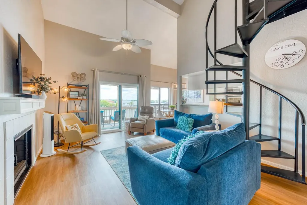1100 The Cape Road Horseshoe Bay TX 78657