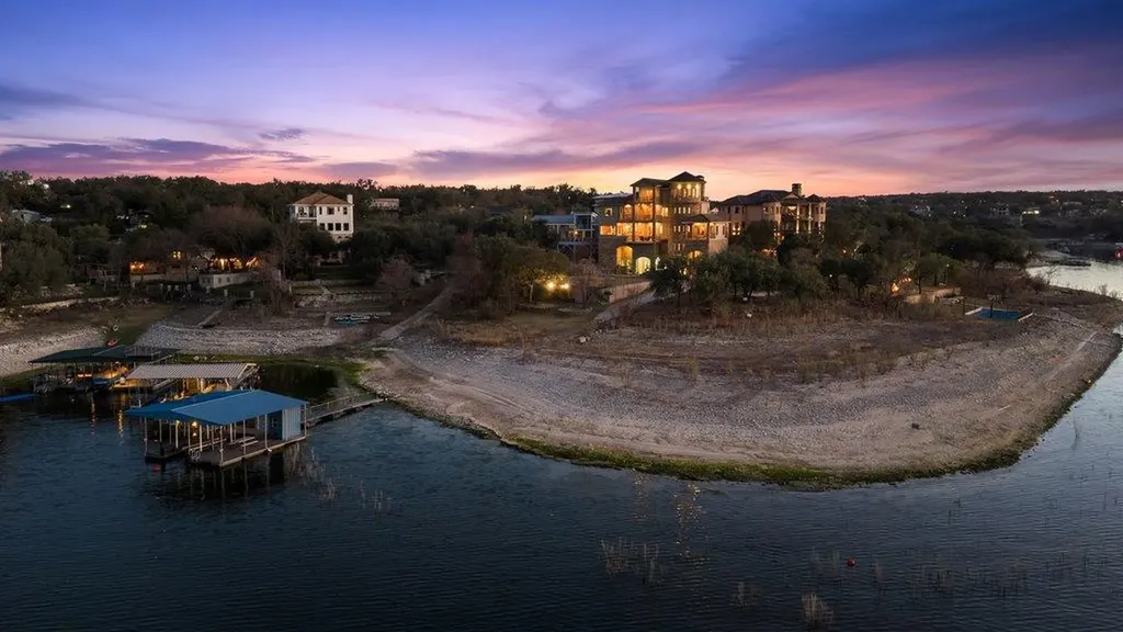 1310 Hurst Hollow Austin TX 78734