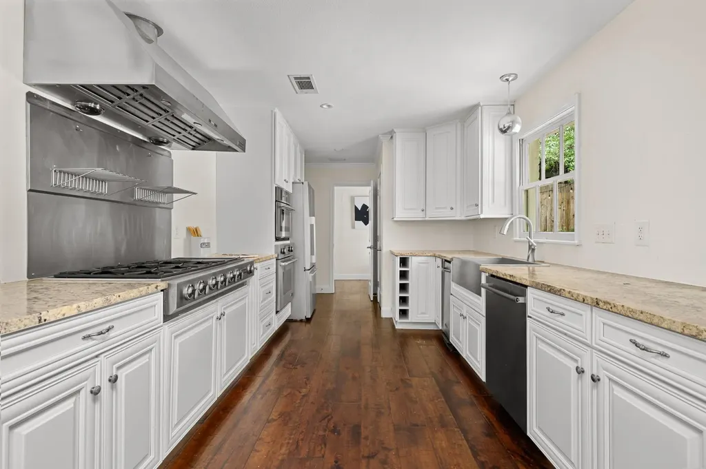 3405 Cascadera Drive Austin TX 78731