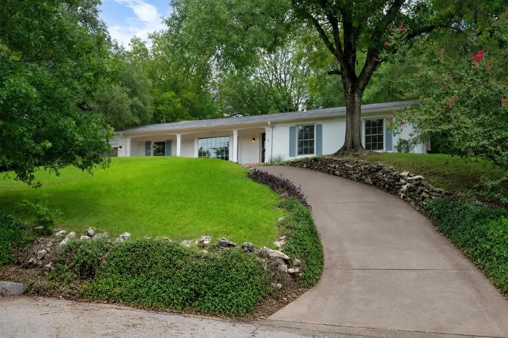 3405 Cascadera Drive Austin TX 78731