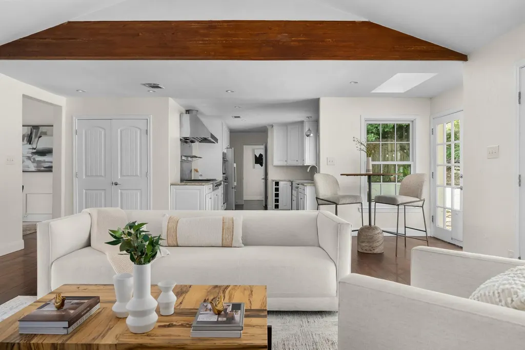 3405 Cascadera Drive Austin TX 78731