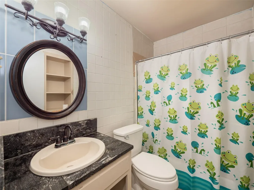 1021 Gardner Road Austin TX 78721
