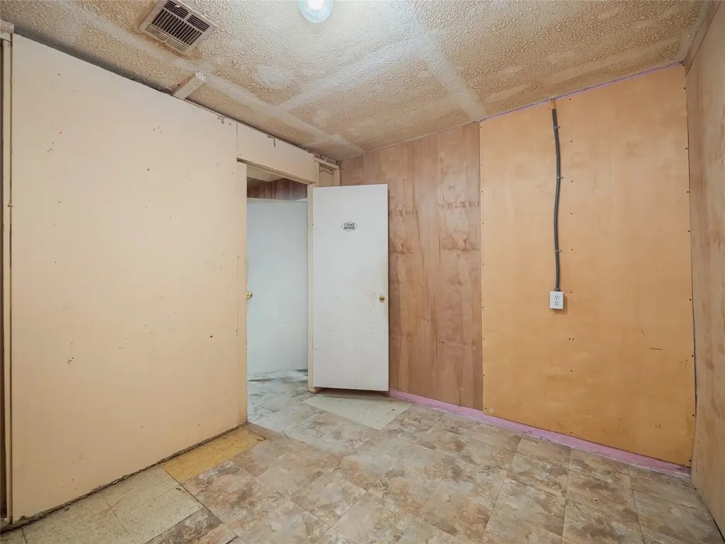 1021 Gardner Road Austin TX 78721