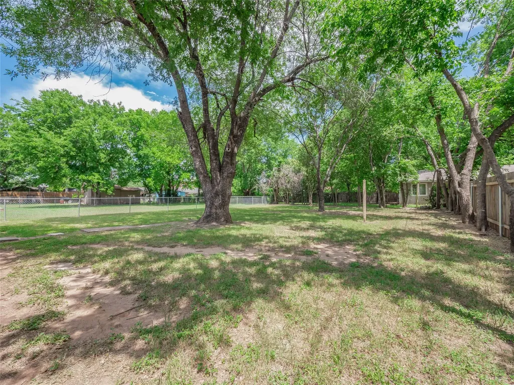 1021 Gardner Road Austin TX 78721