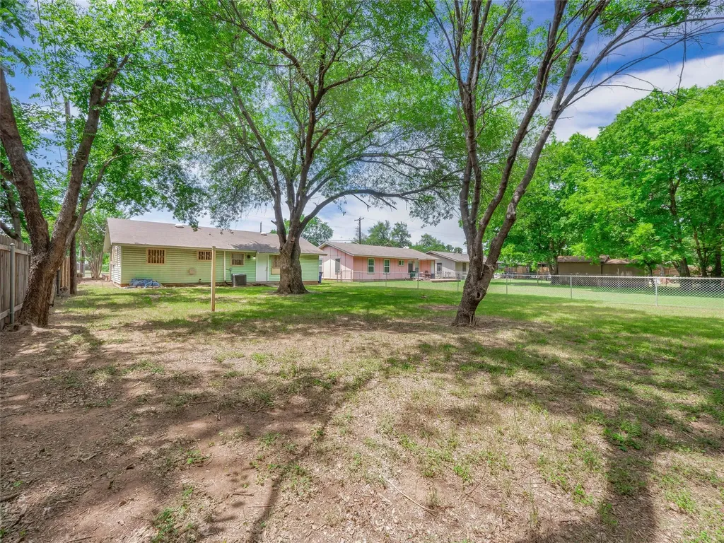 1021 Gardner Road Austin TX 78721