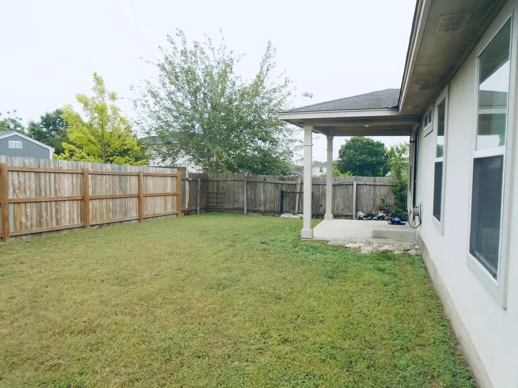 235 San Felipe Drive Kyle TX 78640