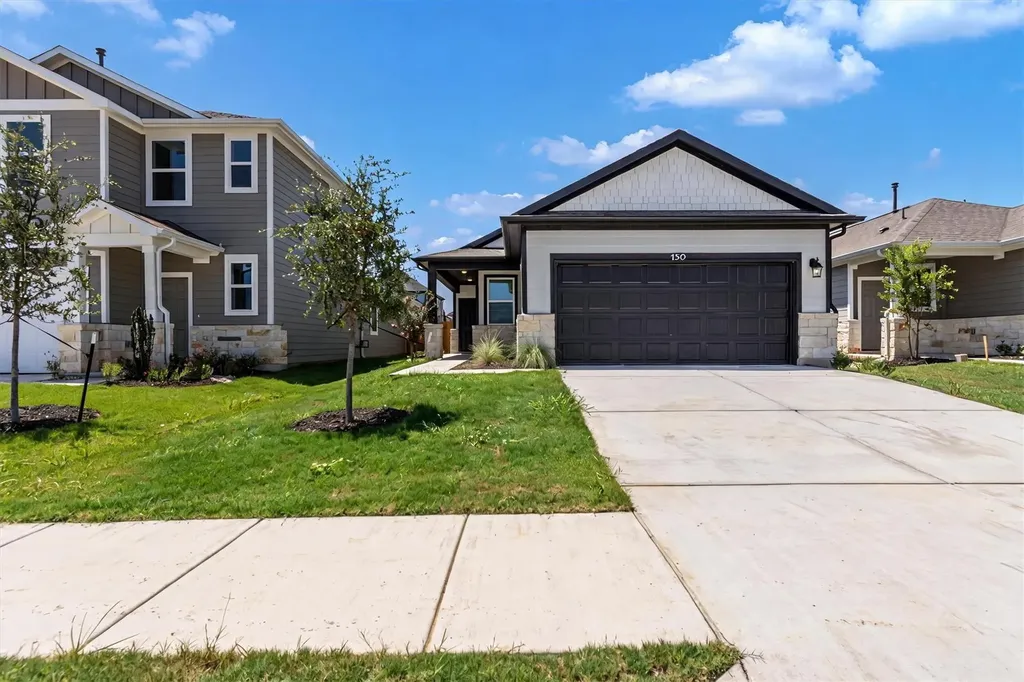 130 Hornet Street Elgin TX 78621
