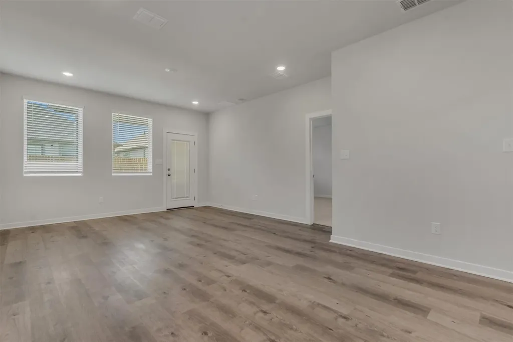 130 Hornet Street Elgin TX 78621