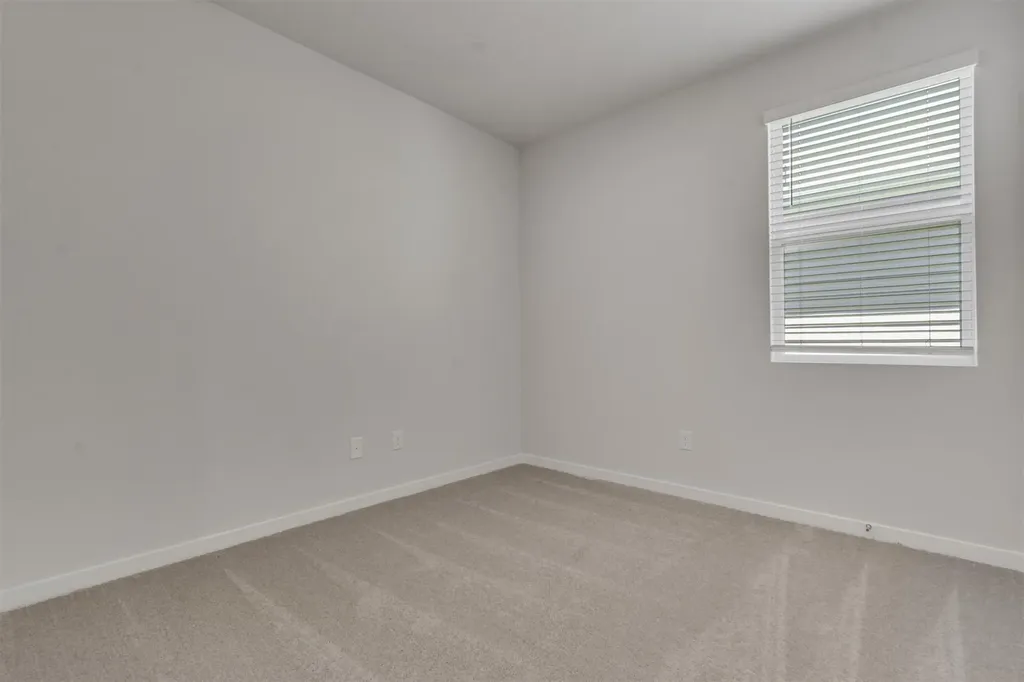 130 Hornet Street Elgin TX 78621