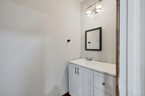 11204 Bluff Bend Drive Austin TX 78753