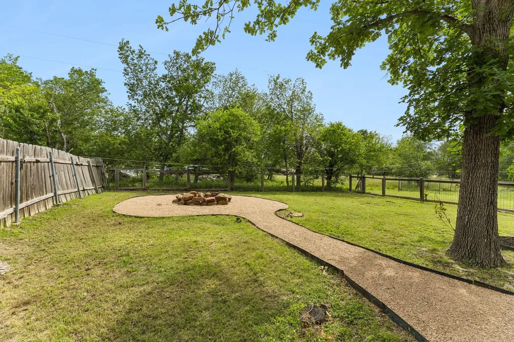 706 John Nagle Street Manor TX 78653
