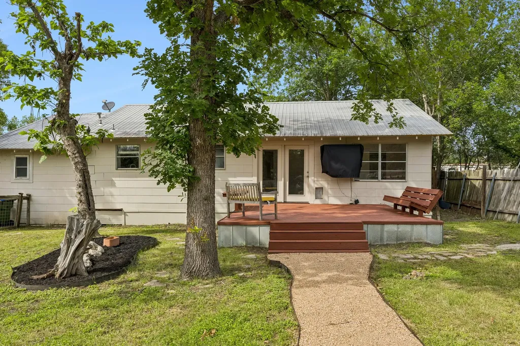 706 John Nagle Street Manor TX 78653