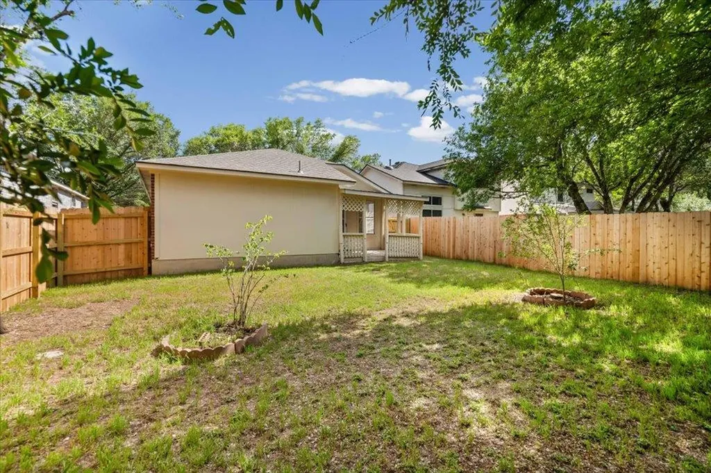 1404 Sir Thopas Trail Austin TX 78748